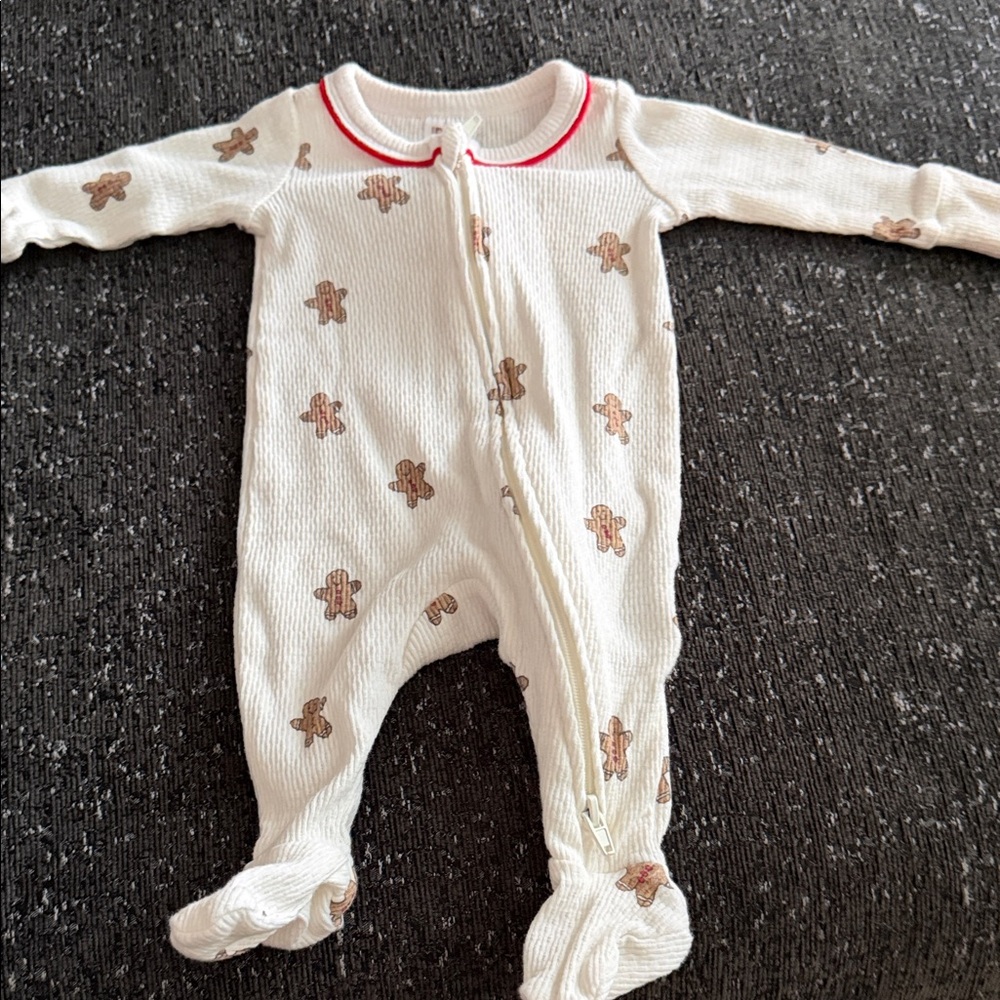 Charming Gingerbread Print Kids Footie